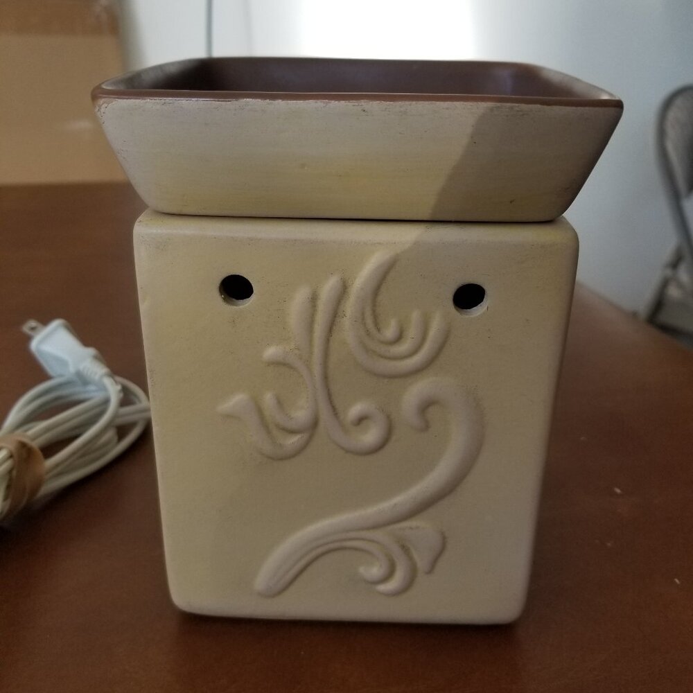 Scentsy Wax Warmer - Sandstone